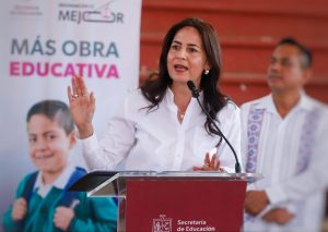 Inversión educativa histórica en la Región Uruapan beneficia a 36 mil estudiantes: SEE