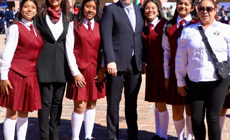 Comparte Gaby Molina el calendario del ciclo escolar 2025-2026