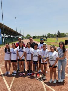 Gepardos de Ciudad Hidalgo brillan en el Estatal de Atletismo Escolar