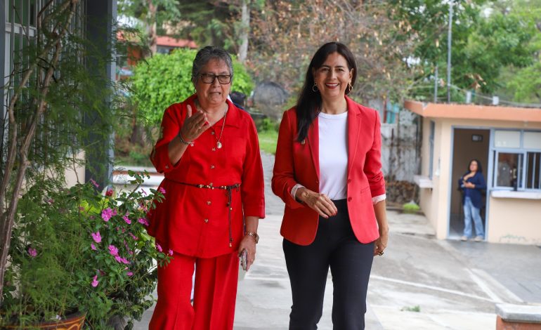 Secundarias refuerzan programas para el bienestar estudiantil: Gaby Molina