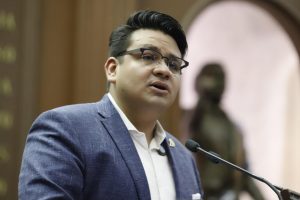 Toño Carreño propone creación del Registro Estatal de Casos de Cáncer en la Infancia y la Adolescencia