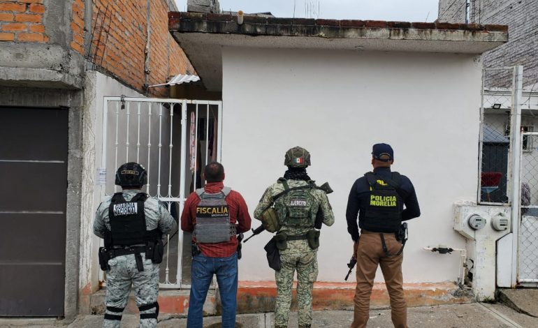 En Morelia, FGE catea dos inmuebles relacionados en conductas ilícitas y asegura más de mil dosis de narcótico