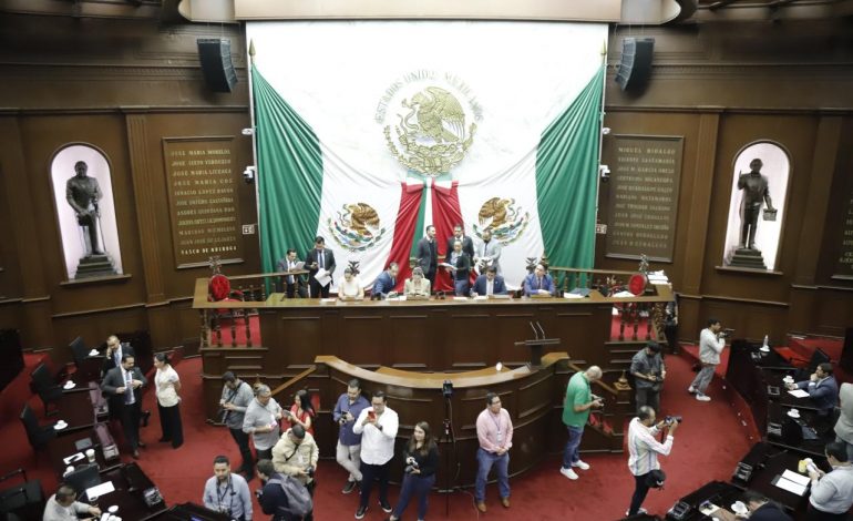 Recomienda Congreso al Poder Ejecutivo ampliar acciones de protección y desarrollo de la niñez y adolescencia