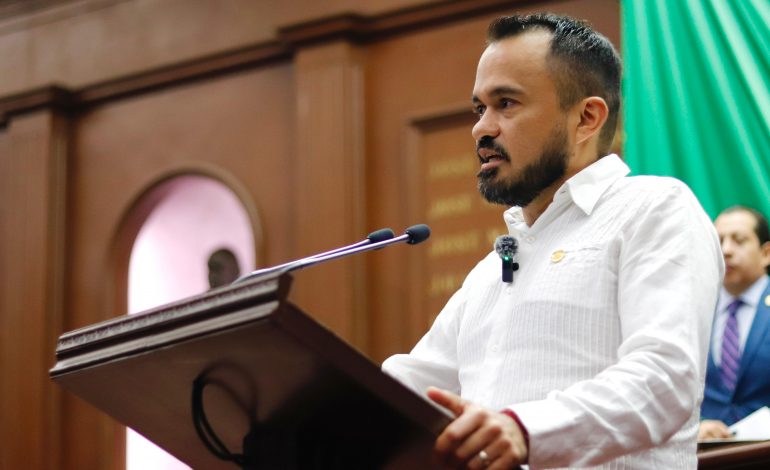 Congreso aprueba propuesta de Hugo Rangel para frenar corrupción en grúas y corralones