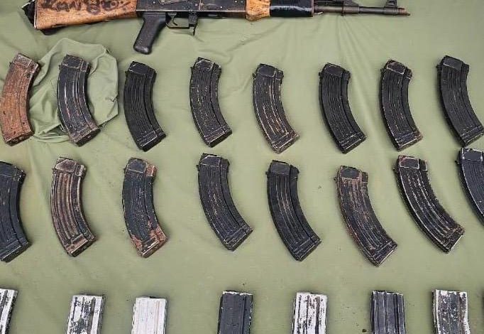 POR POSESIÓN DE ARMA, FGR OBTIENE VINCULACIÓN A PROCESO CONTRA UN MENOR DE EDAD