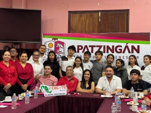 Fortalece Cecytem educación dual para alumnos de plantel Apatzingán