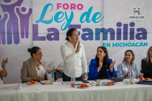 ​Jeovana Alcántar, asistió al Foro “Ley de la Familia en Michoacán, que se llevó a cabo en el Municipio de Hidalgo.