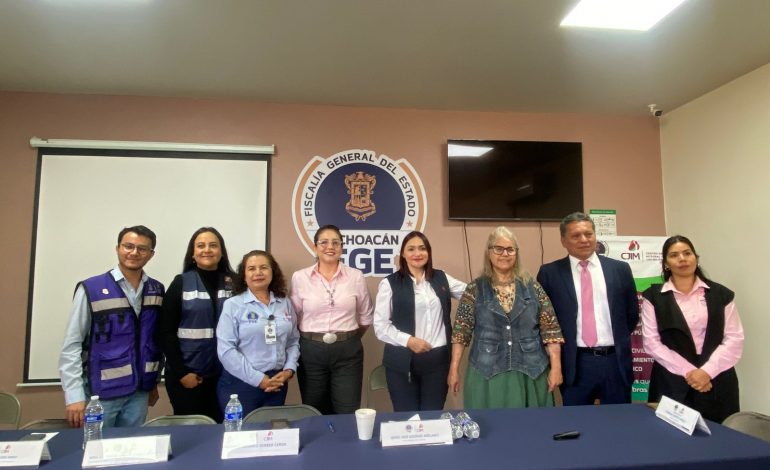 Fiscalía General lleva jornada de sensibilización y nuevas masculinidades a personal de la Fiscalía Regional de Uruapan