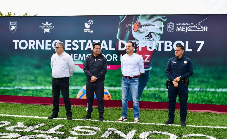 Michoacán recupera espacios públicos con torneo de fútbol: SESESP.