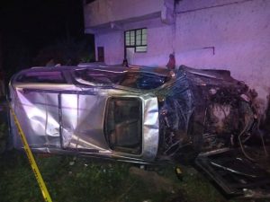 Trágico Accidente en Zitácuaro Cobra la Vida de Dos Adultos y un Bebé