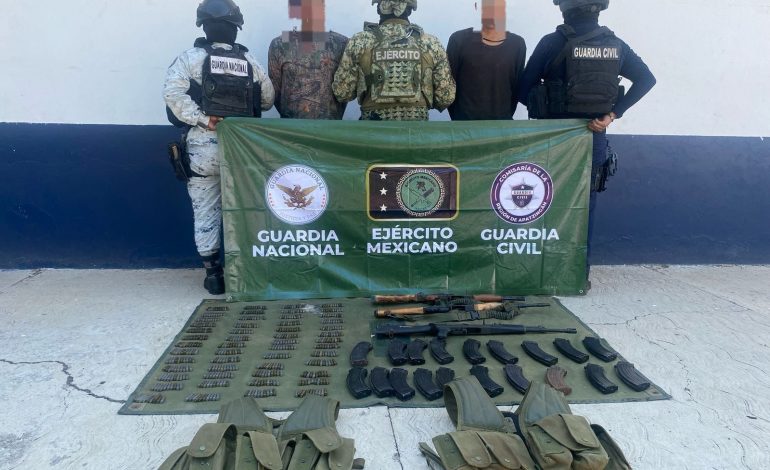 Detenidos 2 hombres en posesión de armas largas y municiones en Parácuaro: SSP.