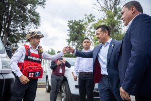 Entrega Torres Piña vehículos y equipo especializado al Sistema Penitenciario.