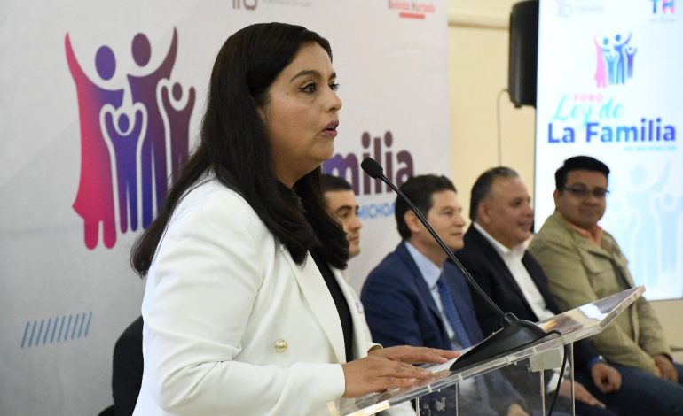 Diputada Tere Herrera busca fortalecer a las familias en Michoacán con nueva Ley.