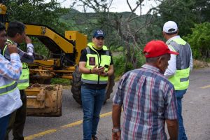 SCOP activa protocolo de atención en carreteras ante alerta de lluvias en Michoacán.
