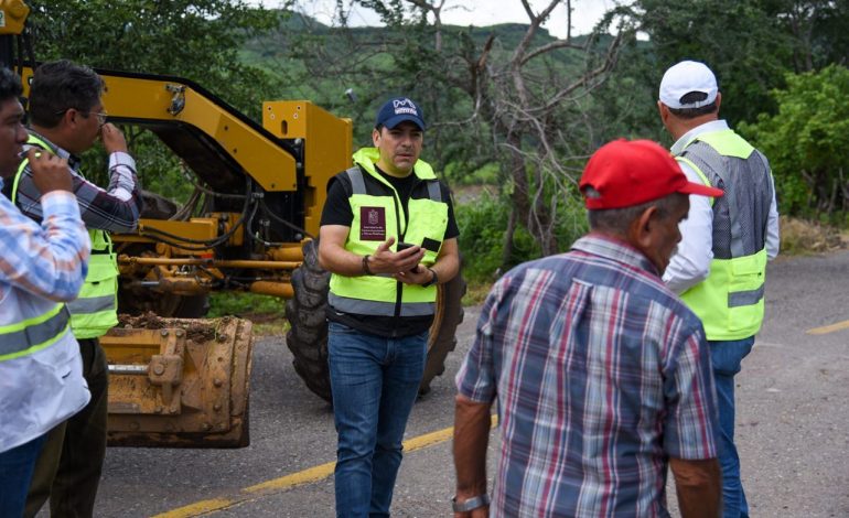 SCOP activa protocolo de atención en carreteras ante alerta de lluvias en Michoacán.