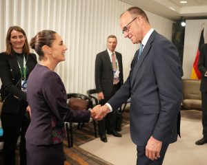 Claudia Sheinbaum dio muestra al mundo de su liderazgo político en el G7: Morón<br>