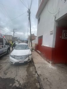 Conductor Pierde el Control y Provoca Múltiples Daños en CdHidalgo.