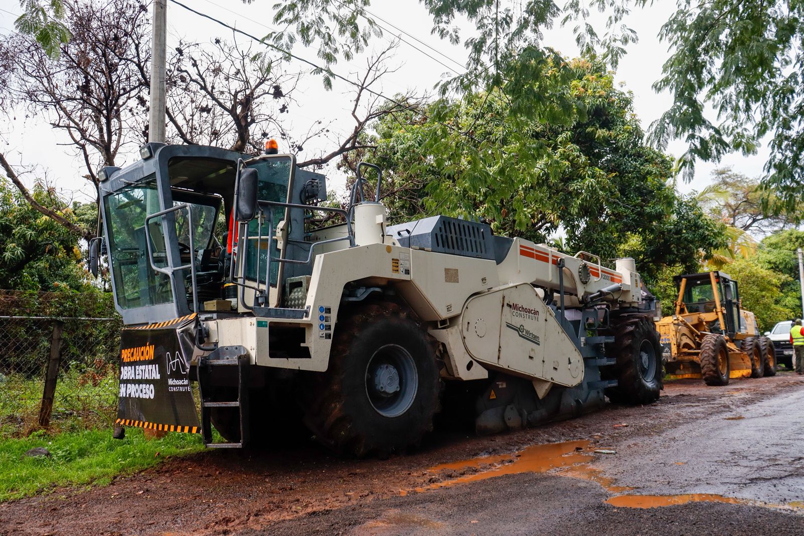 SCOP rehabilita tramo carretero Miguel Silva-Nuevo Urecho-Gabriel Zamora.