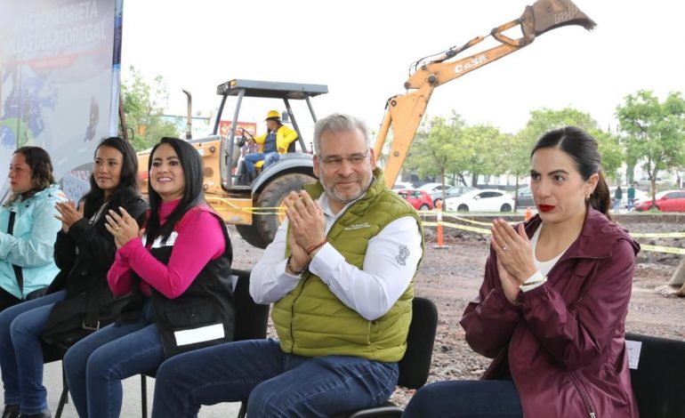 Arranca Bedolla construcción de parque en macroglorieta de Villas del Pedregal.