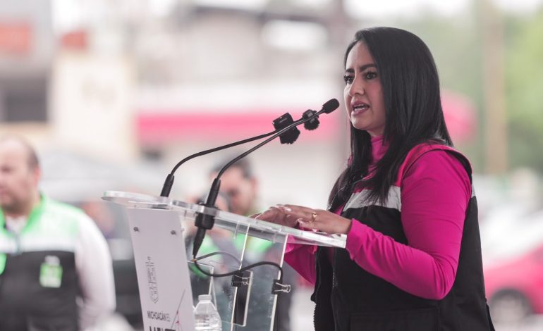Glorieta de Villas del Pedregal conservará función de infiltración de agua: Gladyz Butanda.