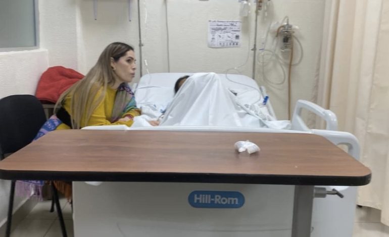 Gobierno de la Heroica cubre gastos médicos de familia afectada en Zitácuaro
