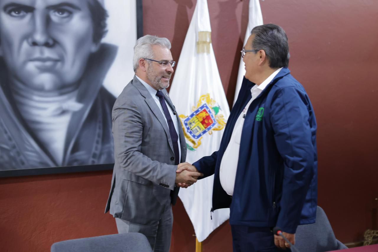 Continúan trabajos para el nuevo hospital del IMSS en Villas del Pedregal.