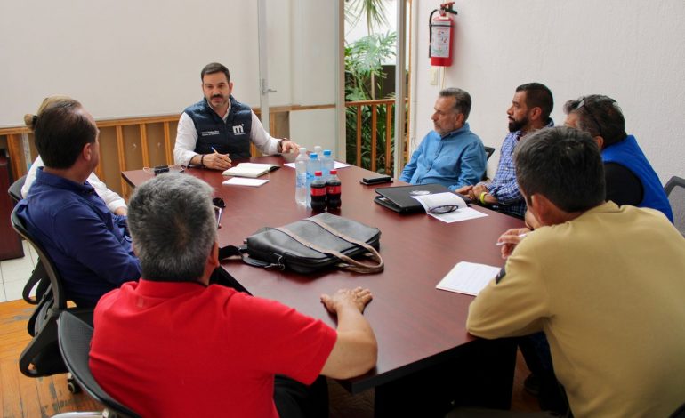 Yankel Benítez fortalece comunicación con vecinas y vecinos de Fresnos y Las Arboledas