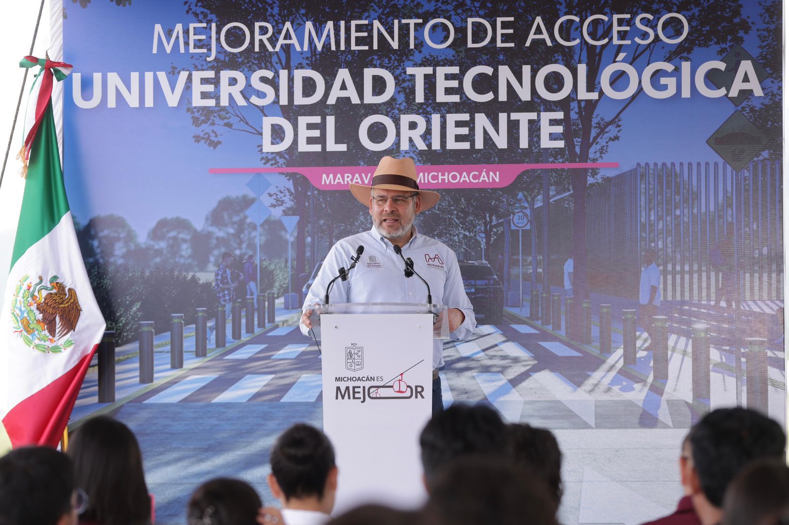 Arranca Bedolla construcción de avenida a la Universidad Tecnológica del Oriente