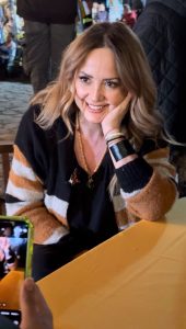 Andrea Legarreta destaca la belleza de Michoacán y sus Mariposas Monarca