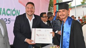 Ceceytem concluye ciclo escolar con la graduación de más de 7 mil jóvenes
