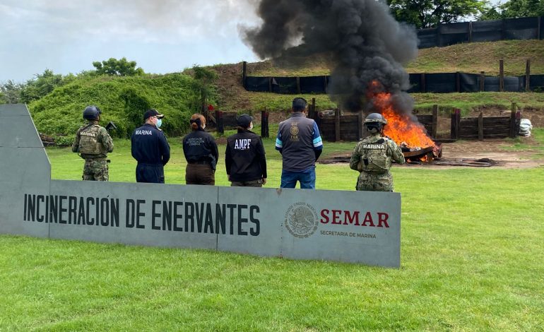 ​ INCINERA FGR MÁS DE 400 KILOS DE COCAÍNA EN MICHOACÁN