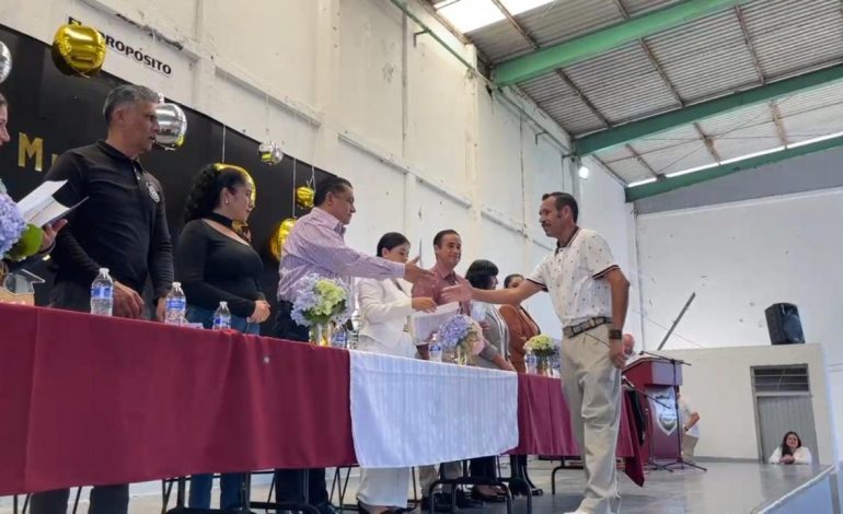 Internos del penal de Uruapan concluyen su educación básica