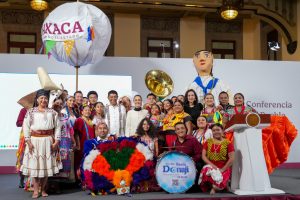 SE PRESENTA LA GUELAGUETZA 2025 EN “LA MAÑANERA DEL PUEBLO”