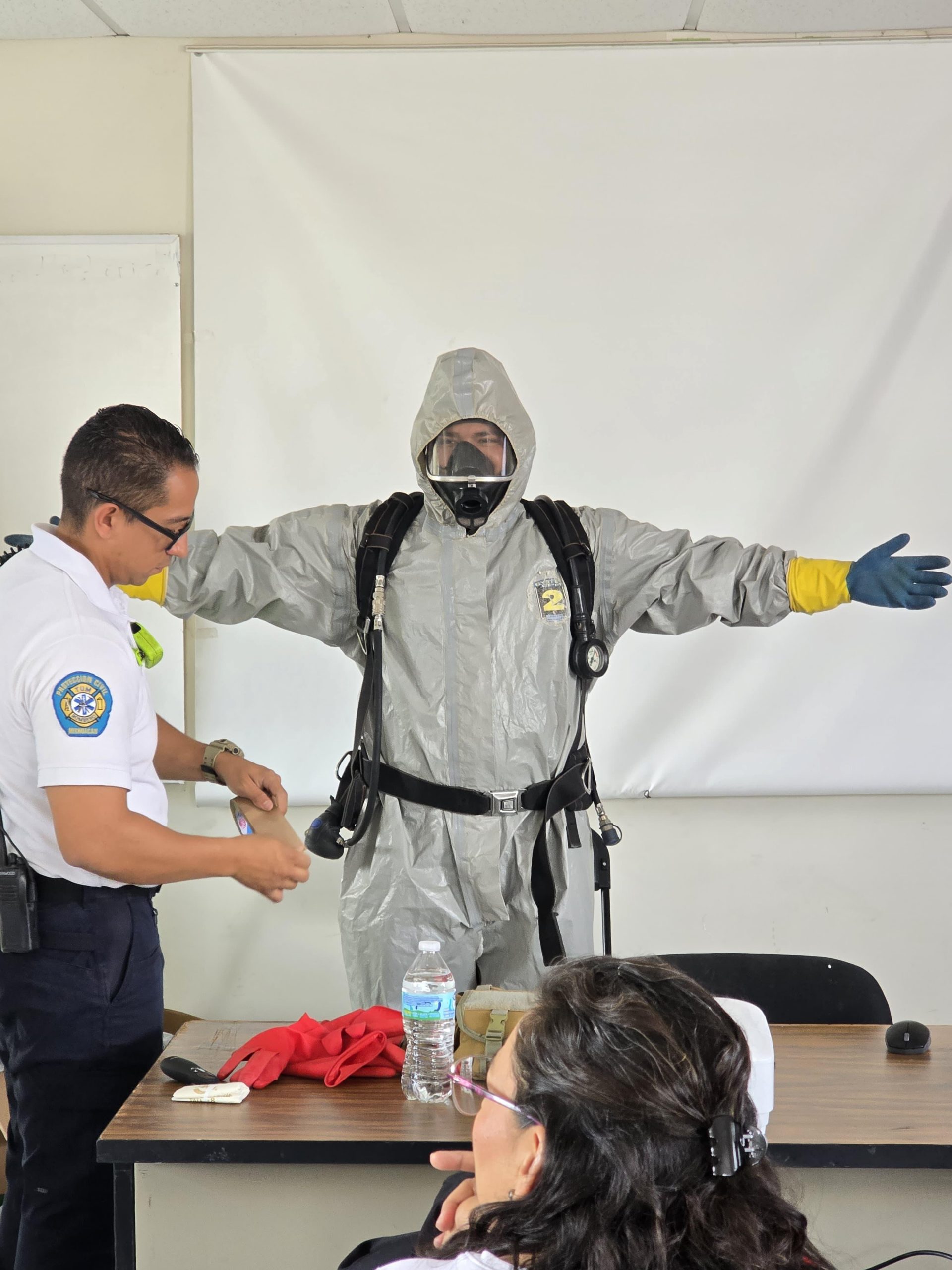 Guardias Civiles se capacitan en intoxicaciones por materiales peligrosos: SSP