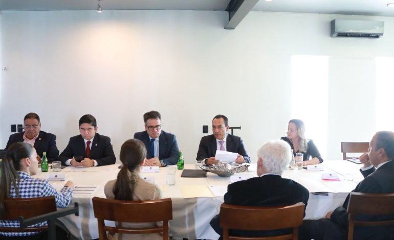 Integrantes del Consejo Ciudadano reconocen gestión de ALS en FGE