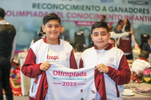 Reconoce Gabriela Molina a estudiantes ganadores de la Olimpiada del Conocimiento