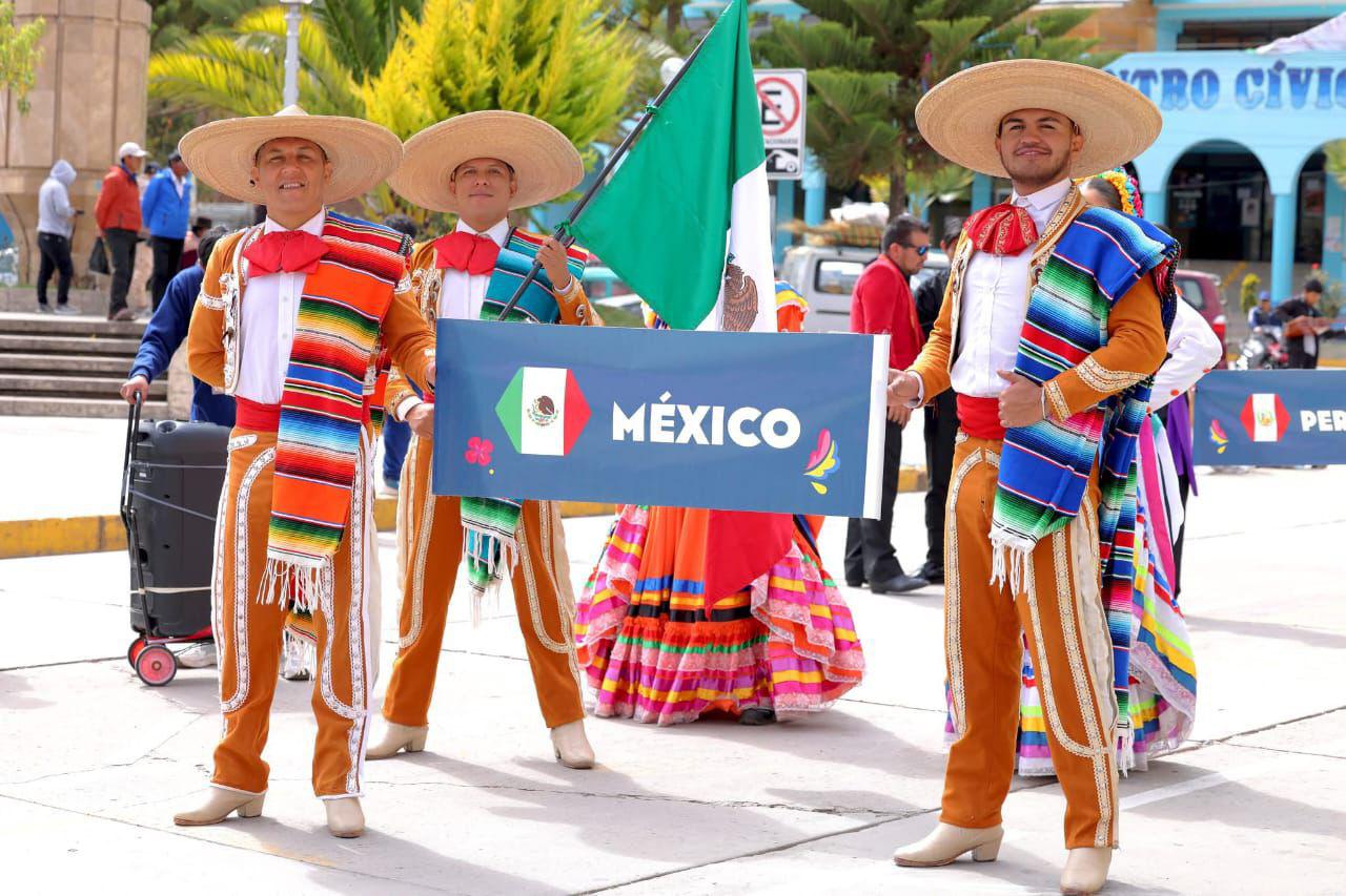 Ballet Folklórico de Michoacán brilla en tierras peruanas: Secum
