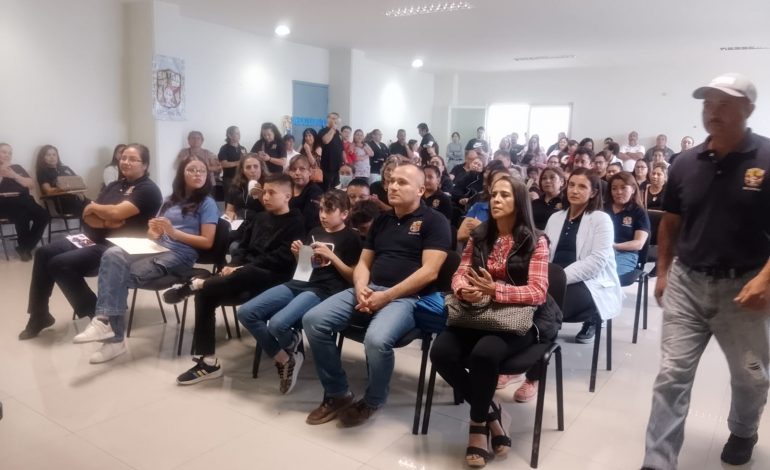 ¡Educación que Impulsa: SNTSA Sección 21 Otorga 42 Becas a Hijos de Trabajadores de la Salud en Ciudad Hidalgo!