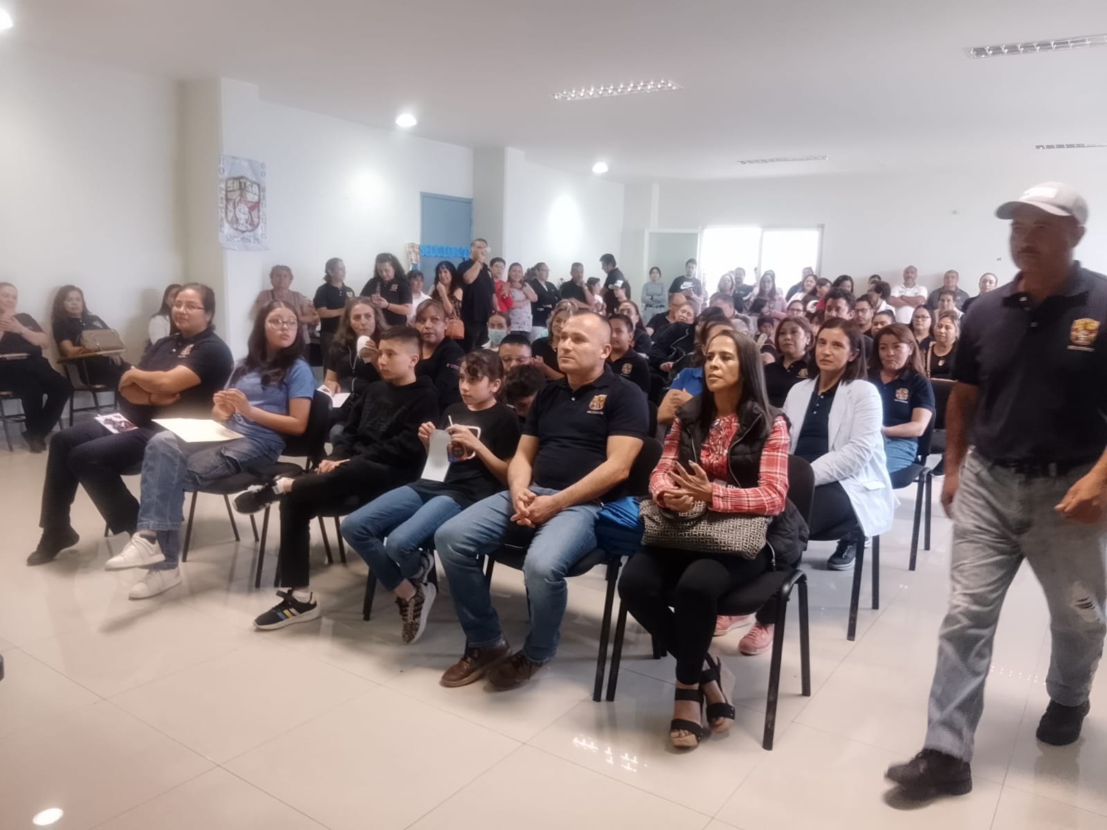 ¡Educación que Impulsa: SNTSA Sección 21 Otorga 42 Becas a Hijos de Trabajadores de la Salud en Ciudad Hidalgo!