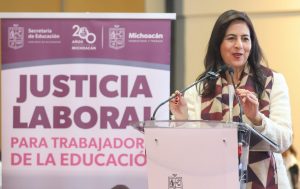 Tercer ciclo escolar completo es gracias al compromiso docente: Gabriela Molina