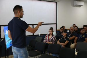 CJIM Morelia sensibiliza al personal de la FGE en materia de nuevas masculinidades y prevención de la violencia de género