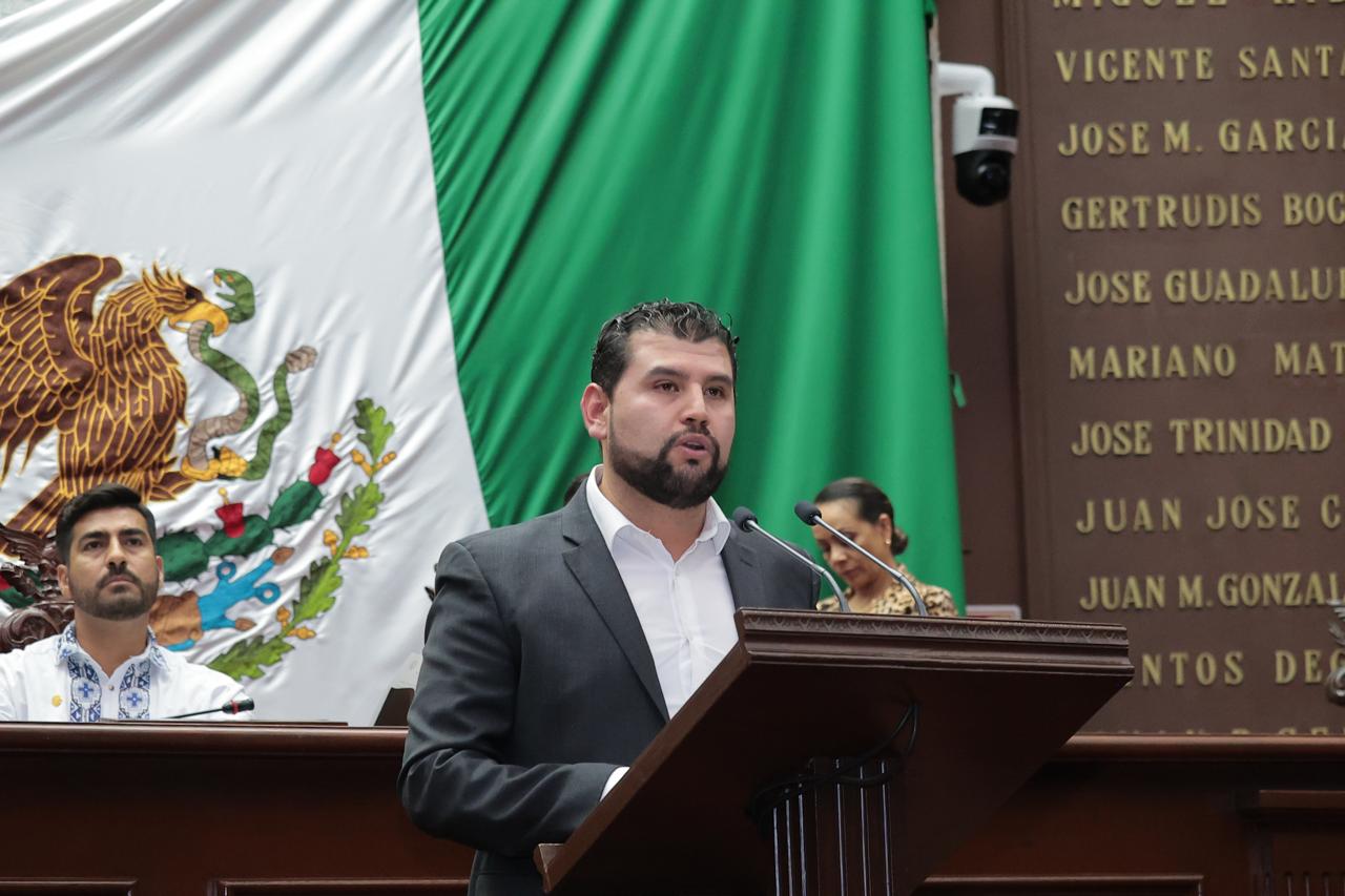 Con acompañamiento legislativo, la inversión federal para el puerto de Lázaro Cárdenas  fortalecerá economía de Michoacán: Octavio Ocampo