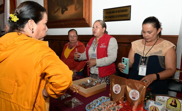 Con impulso de Sedeco emprendedores michoacanos presentan sus marcas registradas