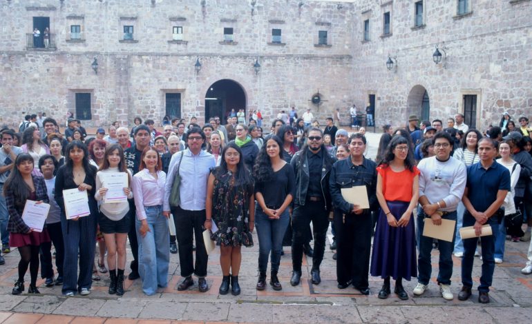 Secum premia obras ganadoras del Estatal de Pintura y Estampa