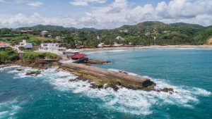 Playas limpias en Michoacán, listas para recibirte: Sectur