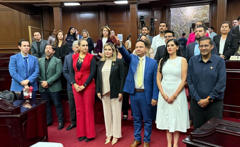 Ali Melchor es designado por el Congreso de Michoacán, como nuevo Contralor del Instituto Electoral de Michoacán (IEM).