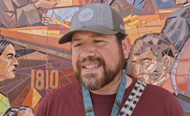 Ciudadanos del oriente michoacano se suman al combate del rezago educativo»: Eduardo Baños