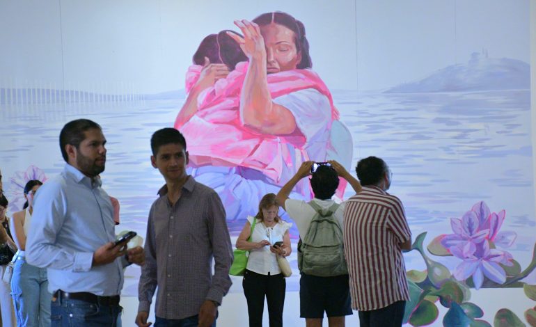 Arte que cruza fronteras, visita los murales «Raíces que Cruzan» en Clavijero: Secum