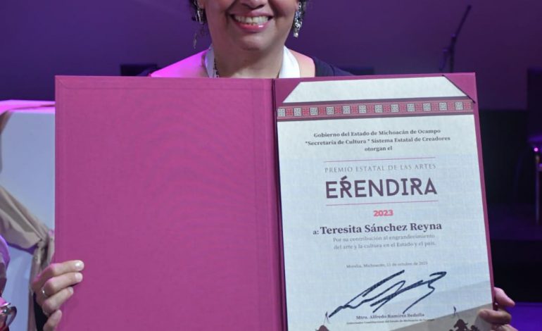 La actriz Teresita Sánchez invita a postular al Premio Eréndira 2025