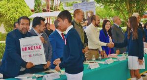 Se gradúa generación de secundaria formada con programa En Michoacán se lee